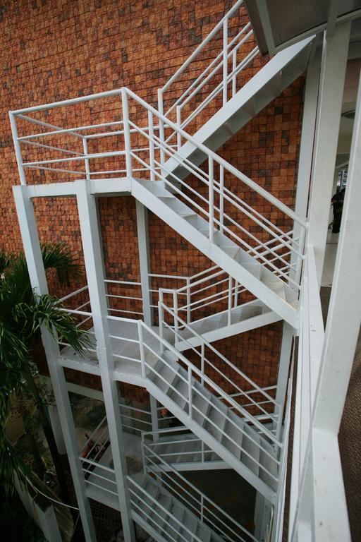 Top North Hotel Chiang Mai Eksteriør billede